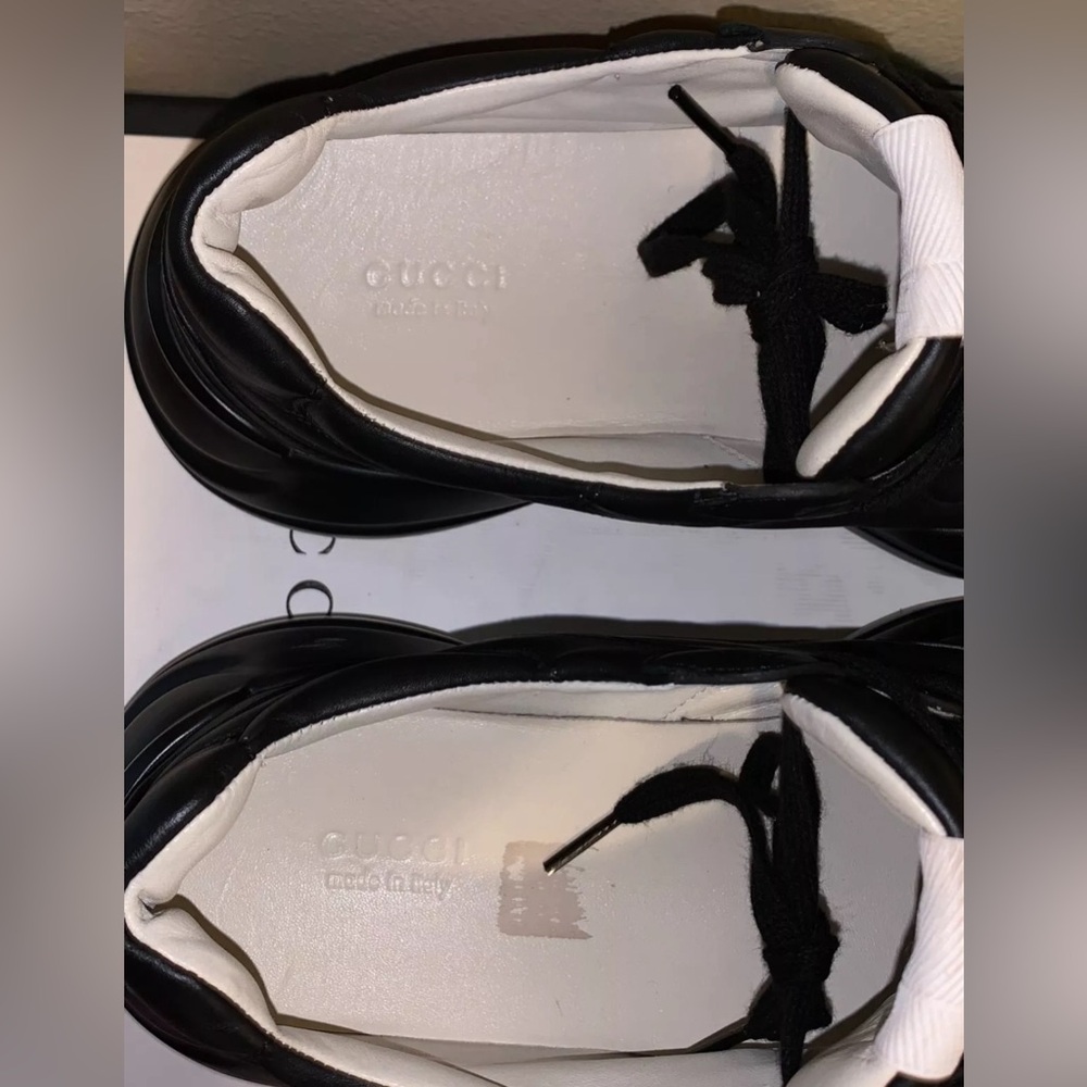 **EUC** Gucci Rhyton Iridescent Logo Sneakers - Picture 6 of 9